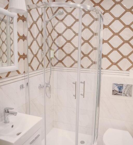 סטודיו סטנדרט עם מרפסת, Dom Goscinny Bialy Dworek