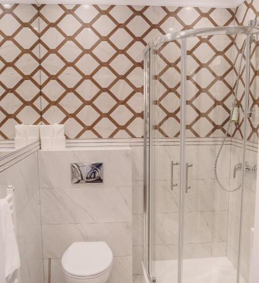 ベーシックルーム, Dom Goscinny Bialy Dworek