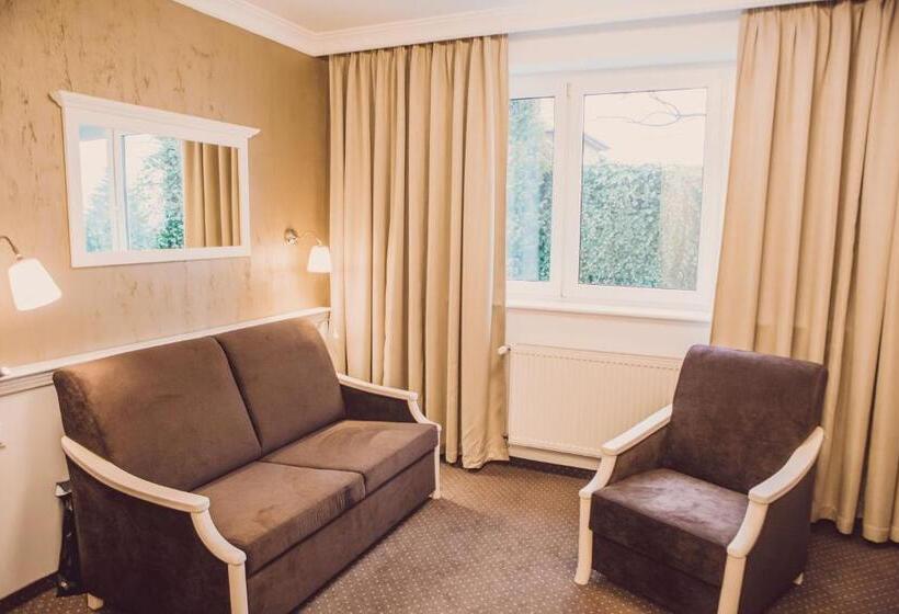 דירת חדר בקומת קרקע, Dom Goscinny Bialy Dworek