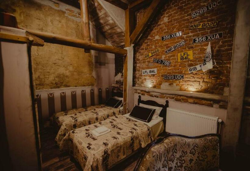 スタンダードルーム, Dwór Boratyn