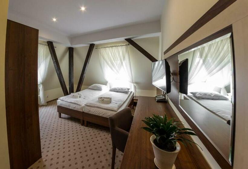 スタンダードルーム, Fregata