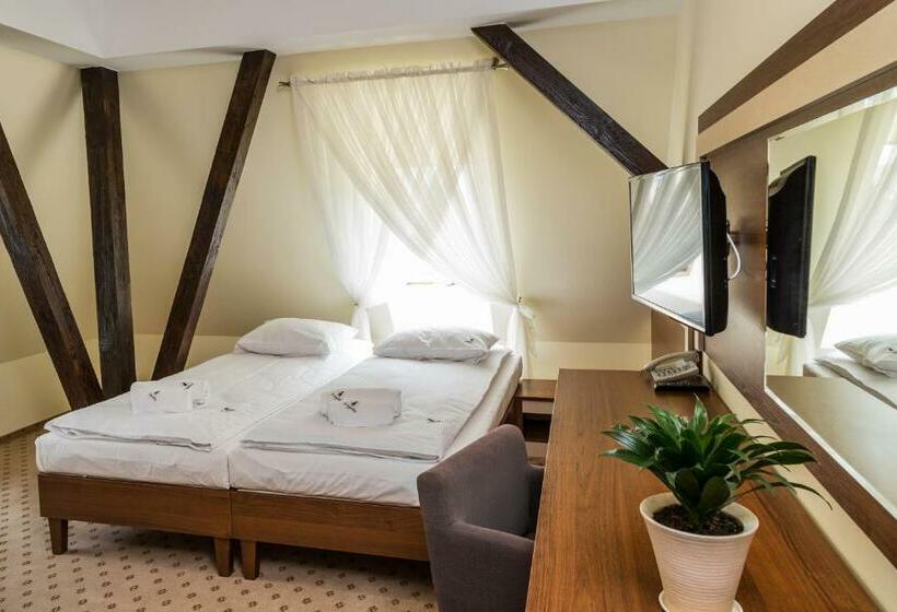 スタンダードルーム, Fregata