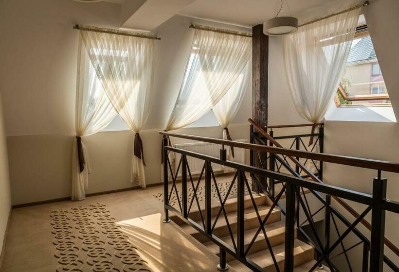 スタンダードルーム, Fregata