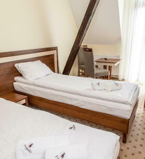 スタンダードルーム, Fregata