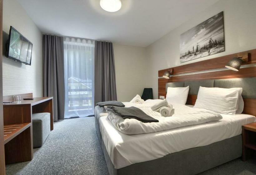 اتاق استاندارد, Gucio