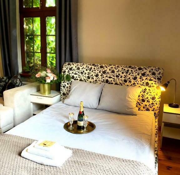 Семейный Номер, Nostalgia Poganice