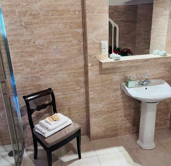 Семейный Номер, Nostalgia Poganice