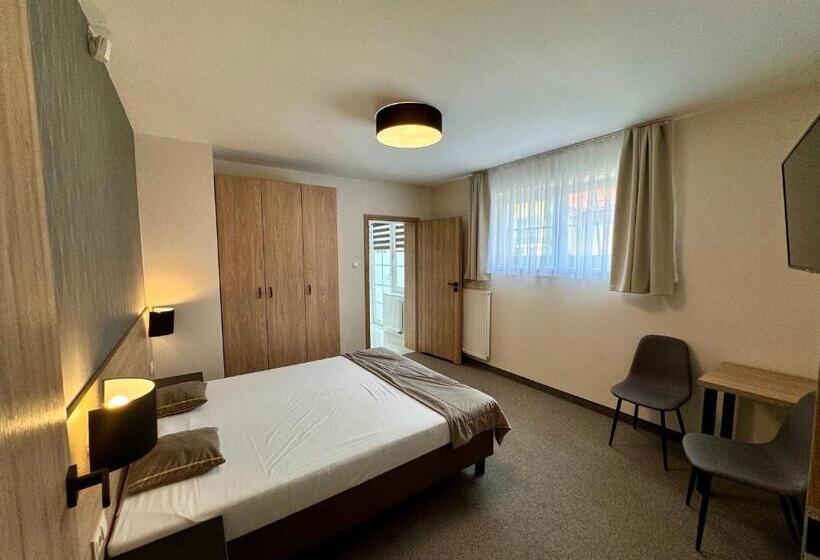 استودیو خانوادگی, Promes Mielno