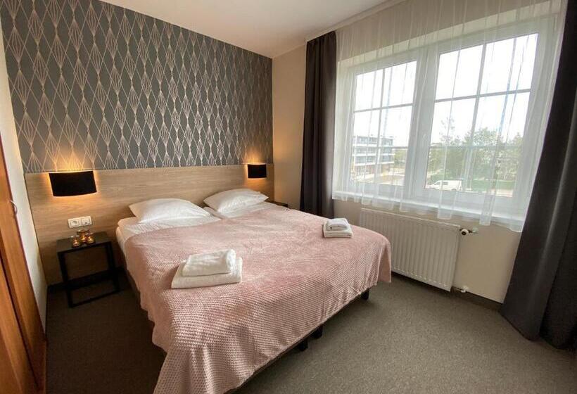 استودیوی استاندارد, Promes Mielno