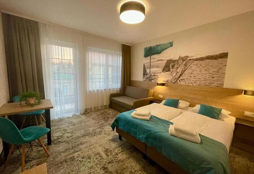 اتاق راحتی سه تخته, Promes Mielno