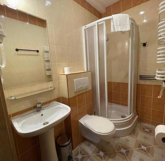 اتاق عادی, Promes Mielno