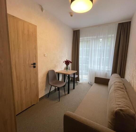 اتاق عادی یک تخته, Promes Mielno