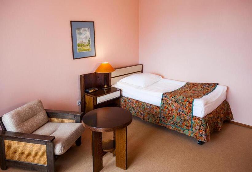 标准单人间, To Tu