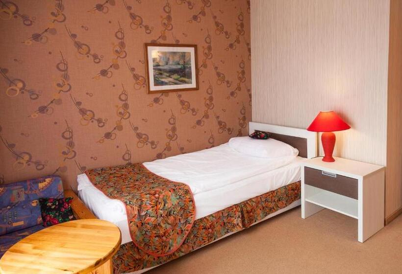 标准单人间, To Tu