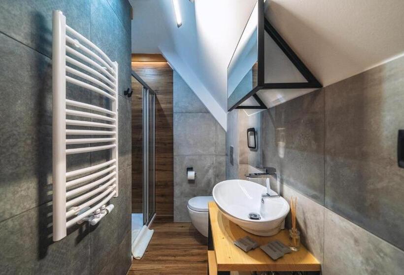 استودیوی استاندارد, Willa Szymaszkowa