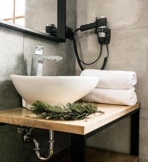 اتاق لوکس, Willa Szymaszkowa