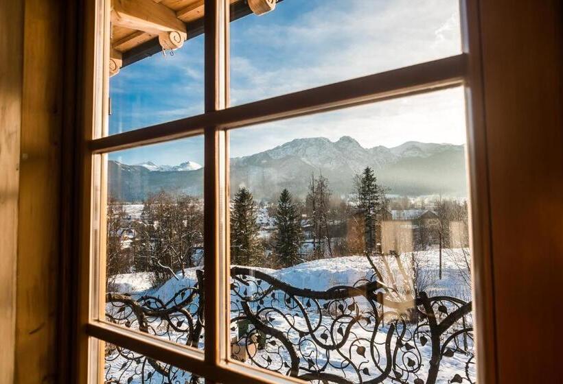 اتاق لوکس با بالکن, Willa Szymaszkowa