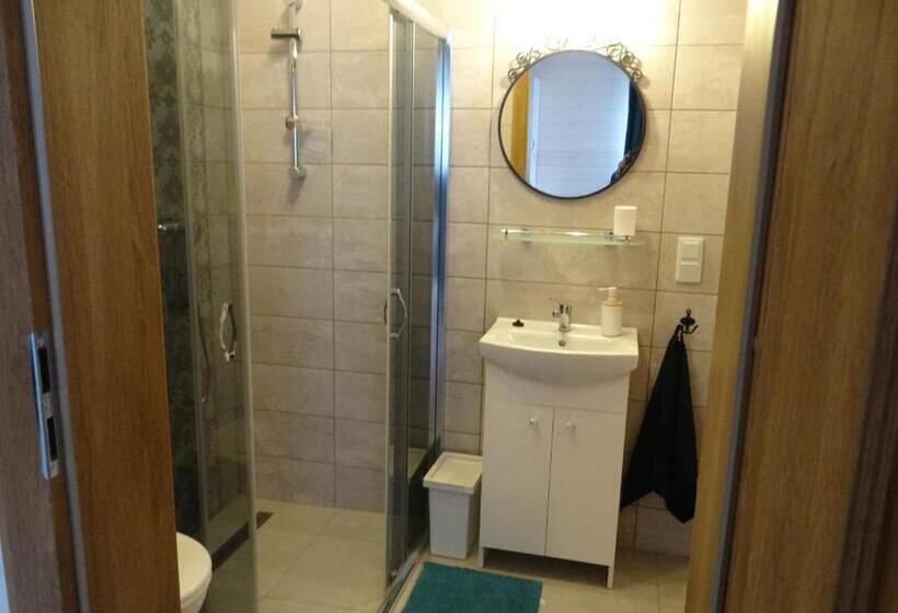 סטודיו דלוקס, Agroturystyka Dyrdówka