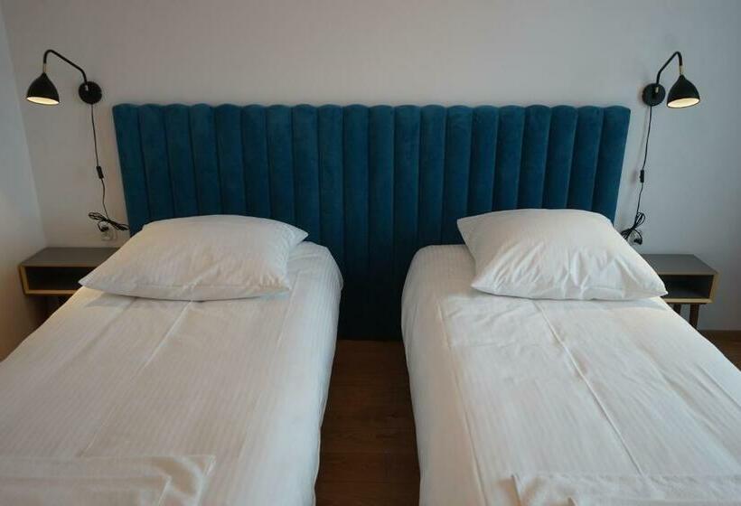 스탠다드 싱글 룸, Art Cafe