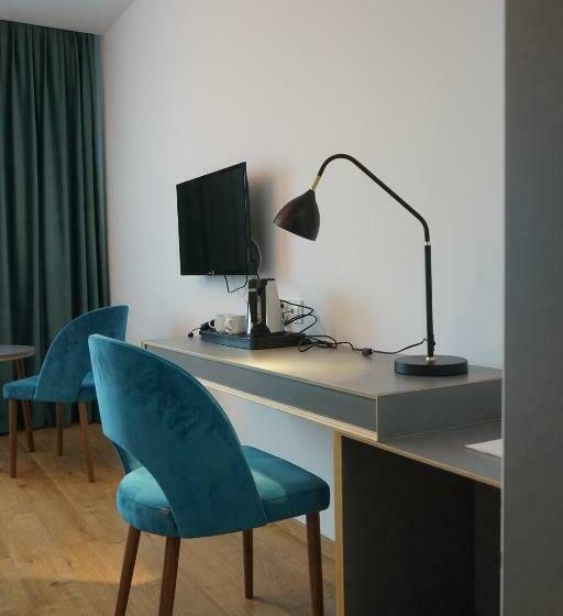 스탠다드 싱글 룸, Art Cafe