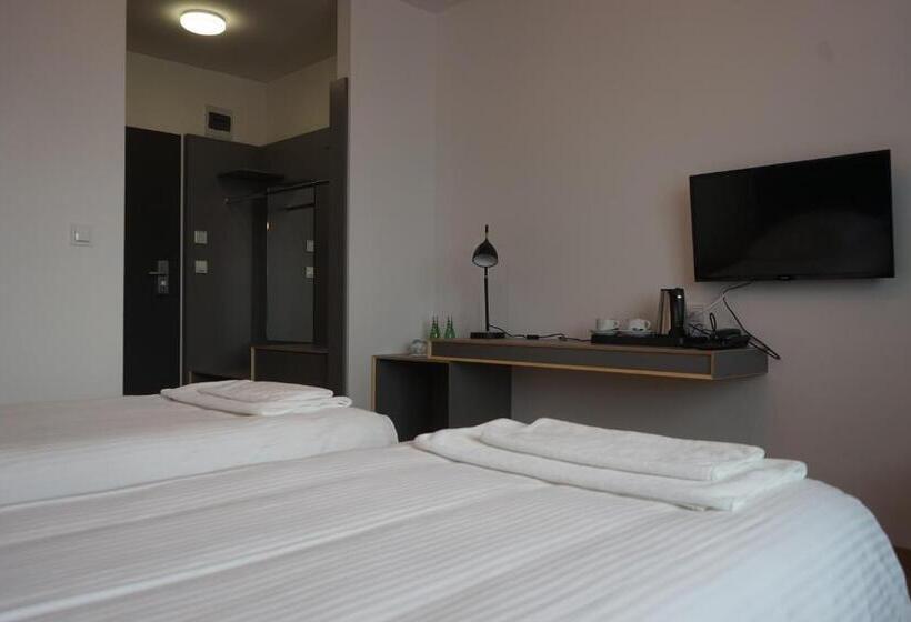 스탠다드 룸, Art Cafe