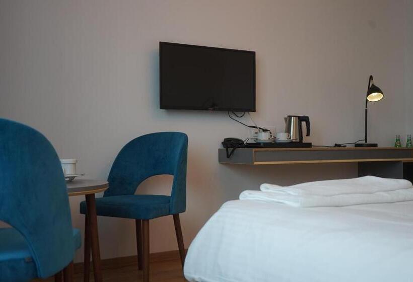 싱글 디럭스 룸, Art Cafe