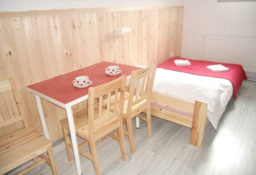 패밀리 룸, Dwór W Boleniu