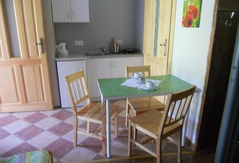 4인용 스탠다드 룸, Dwór W Boleniu