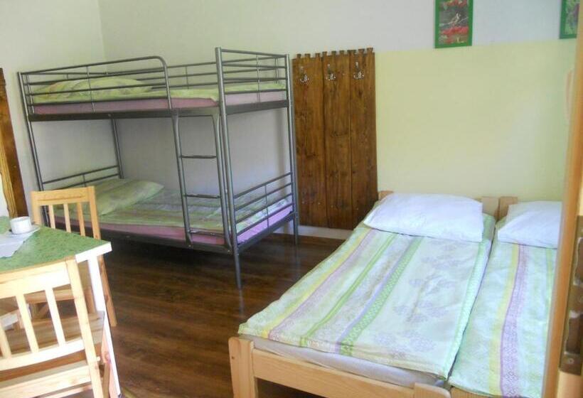 4인용 스탠다드 룸, Dwór W Boleniu