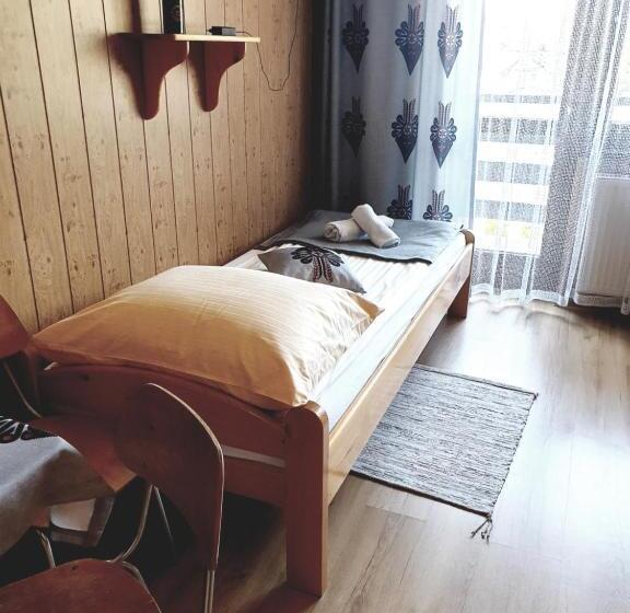 Номер Стандарт Трехместный, Familiówka