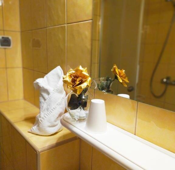 スタンダードルーム, Restauracja Kwisa 1