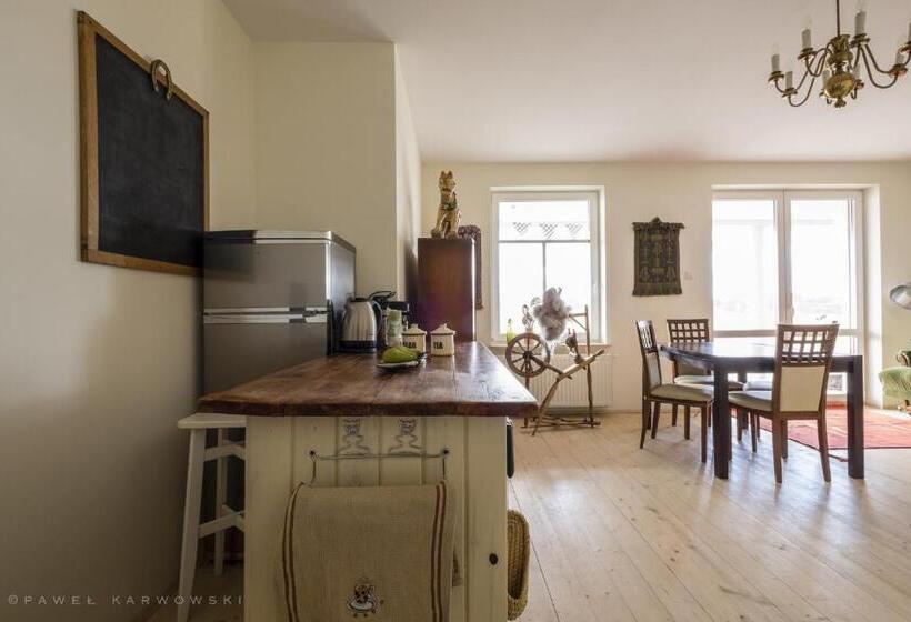 1ベッドルームアパートメント, Stajnia Zamczysk