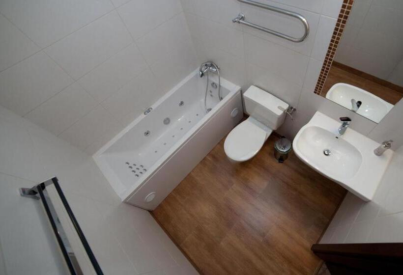 חדר סטנדרט עם ג'קוזי, Motel Klara