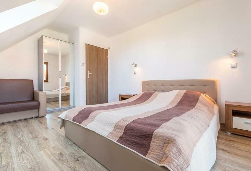 Семейное Студио, Amelia