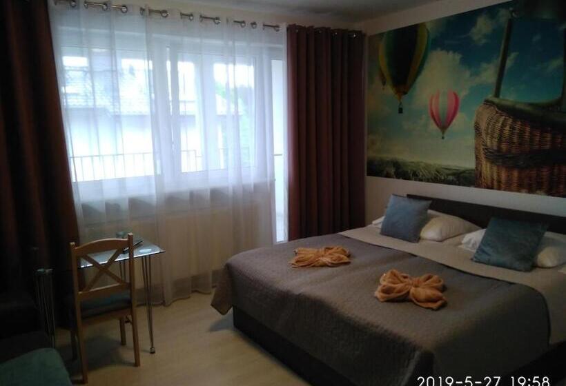 חדר סטנדרט לשלושה, Villa Eleven