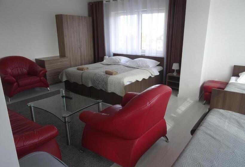 اتاق استاندارد چهار تخته, Villa Eleven