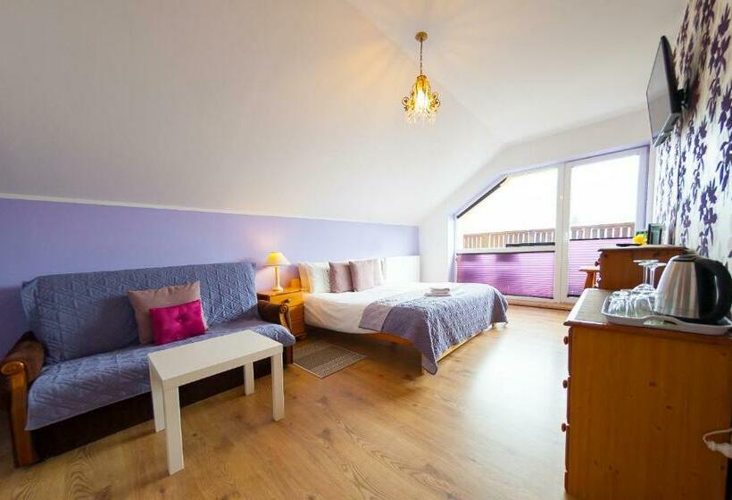 اتاق استاندارد چهارنفره با بالکن, Willa Zacisze