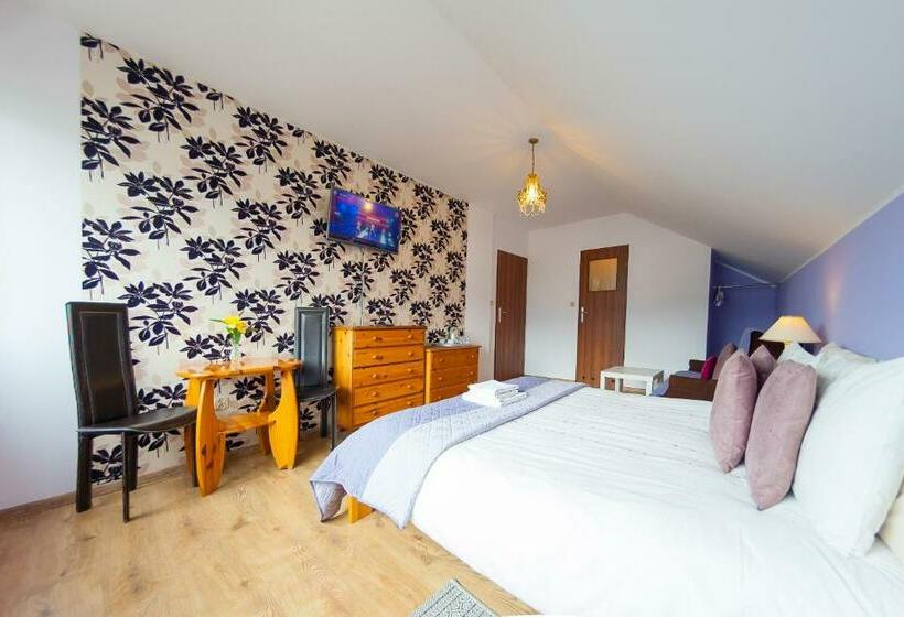 اتاق استاندارد چهارنفره با بالکن, Willa Zacisze