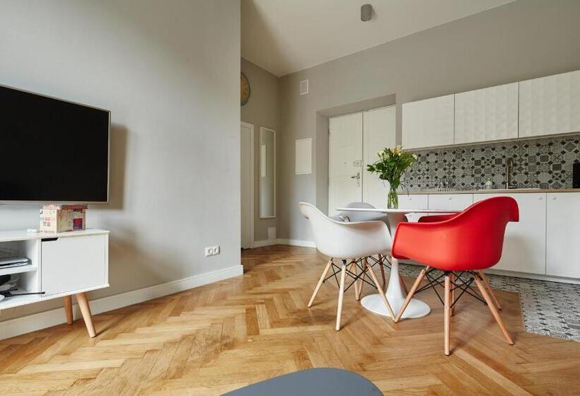 דירה בת חדר שינה 1 עם מרפסת, Playroom Apart