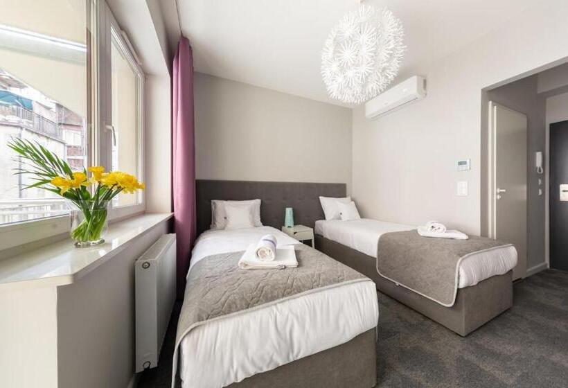 חדר סטנדרט עם מיטת קינג, Playroom Apart