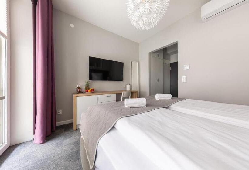 חדר סטנדרט עם מיטת קינג, Playroom Apart