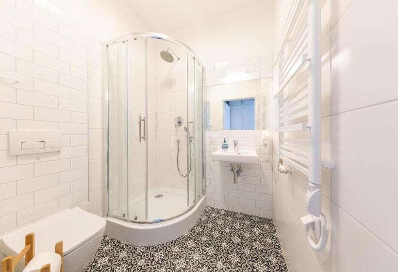 חדר סטנדרט עם מיטת קינג, Playroom Apart