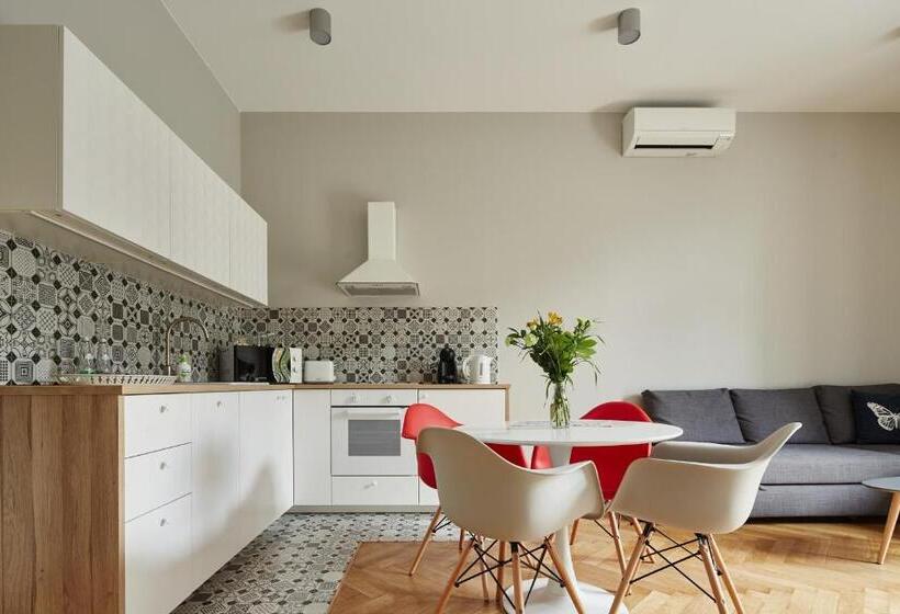 דירה בת חדר שינה 1 עם מרפסת, Playroom Apart