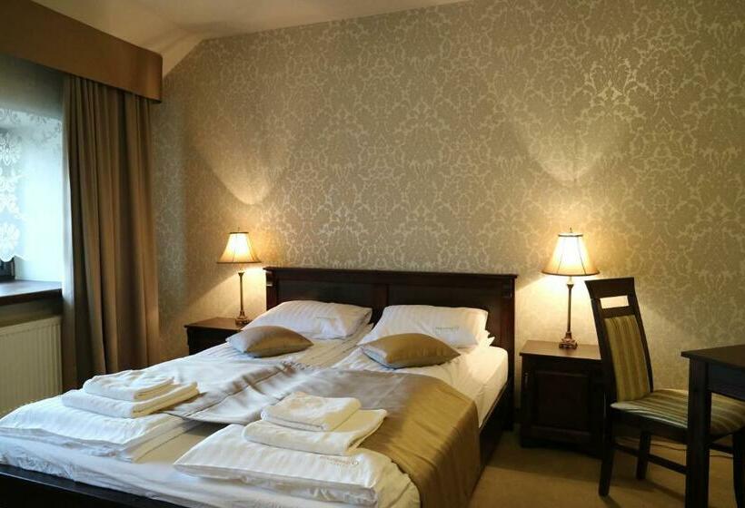 اتاق استاندارد, Residence9