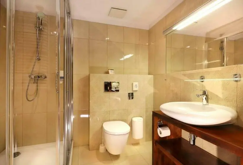 اتاق استاندارد, Residence9