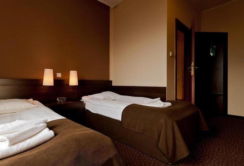 스탠다드 룸, A  Propos Hotel, Restauracja, Club