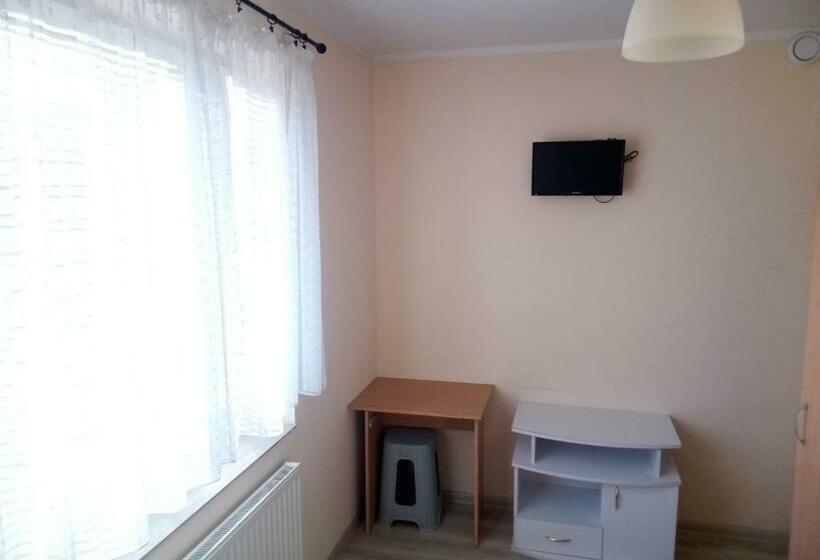 اتاق استاندارد با سرویس بهداشتی مشترک, Noclegi Przy Szpitalu