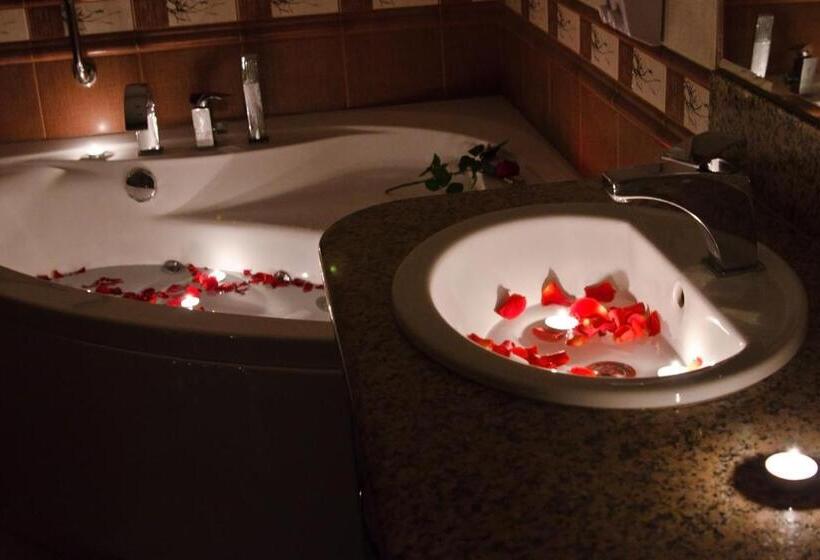 Апартаменты 1 Спальня, Restauracja Hotel Przystan