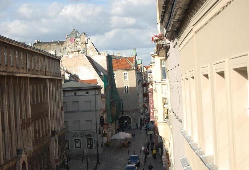 اتاق استاندارد با بالکن, U Romana