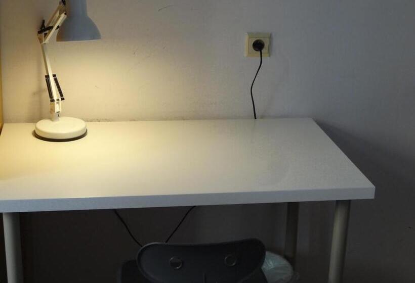 اتاق استاندارد با بالکن, U Romana